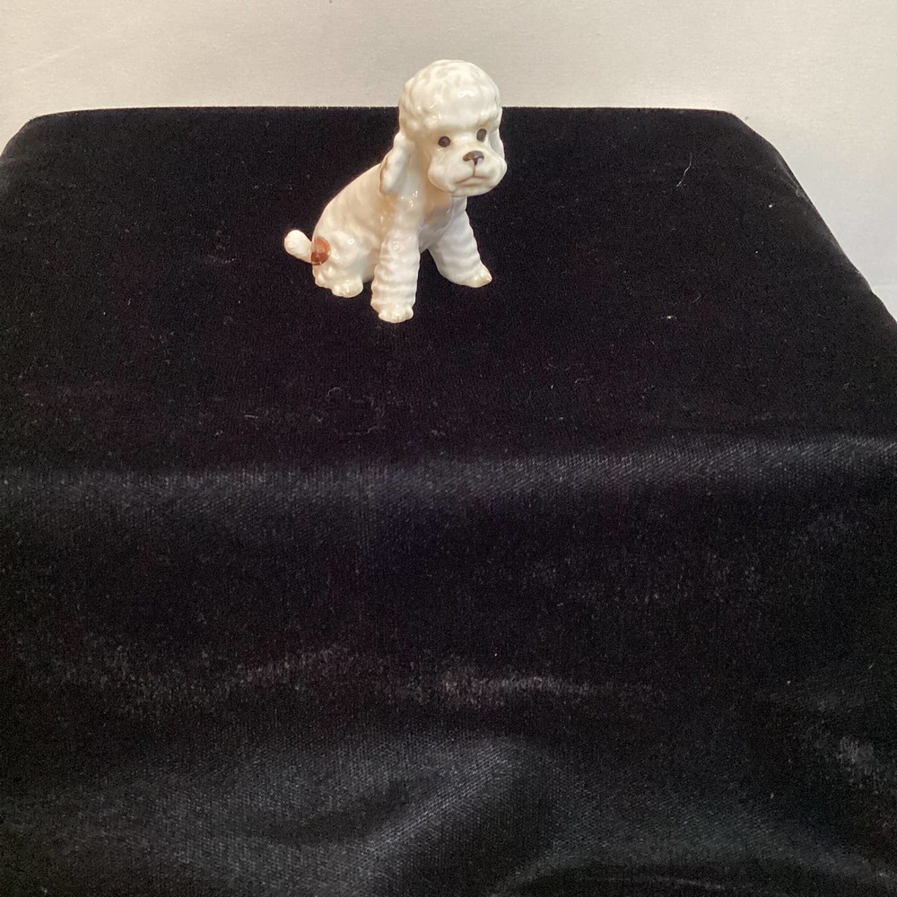 White Poodle Figurine - Picture 2 of 8